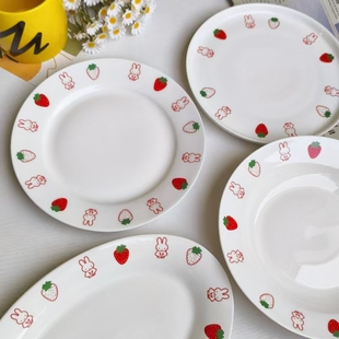 草莓兔系列日式家用陶瓷餐具少女心陶瓷盘平盘深盘菜盘拉面碗饭勺