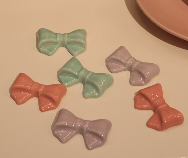 集瓷 日本franc立体蝴蝶结造型筷子架 陶瓷筷枕