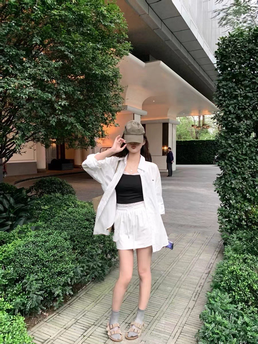 秋夏季纯欲风辣妹性感翻领单排扣薄款透气防晒衬衫+高腰显瘦裤裙
