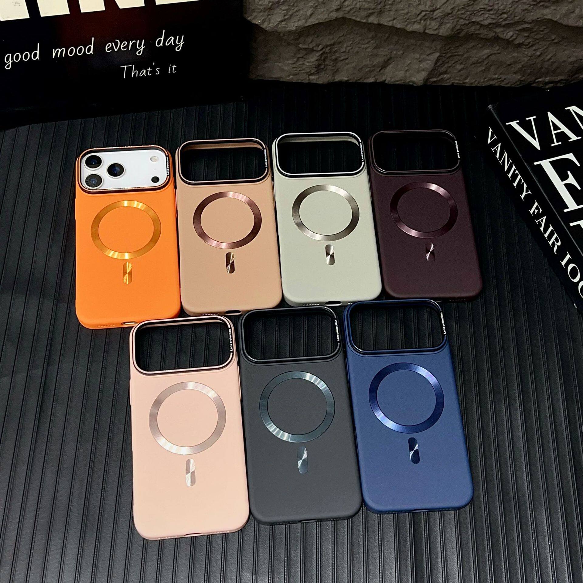 磁吸大孔充电适用苹果17pro手机壳橙色晶肤iphone18promax磁吸新款大孔iphone16全包防摔硬套基础款