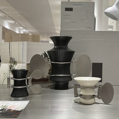 cr3304复古陶瓷金属花瓶咖啡杯