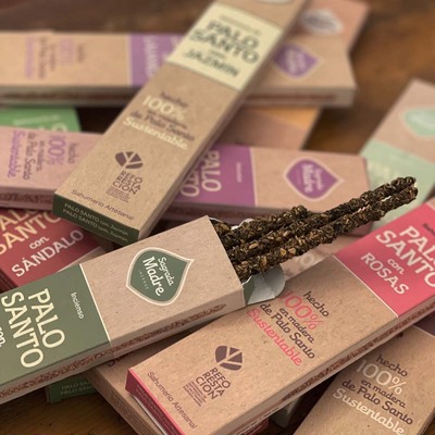 大陆首发店铺SagradaMadre