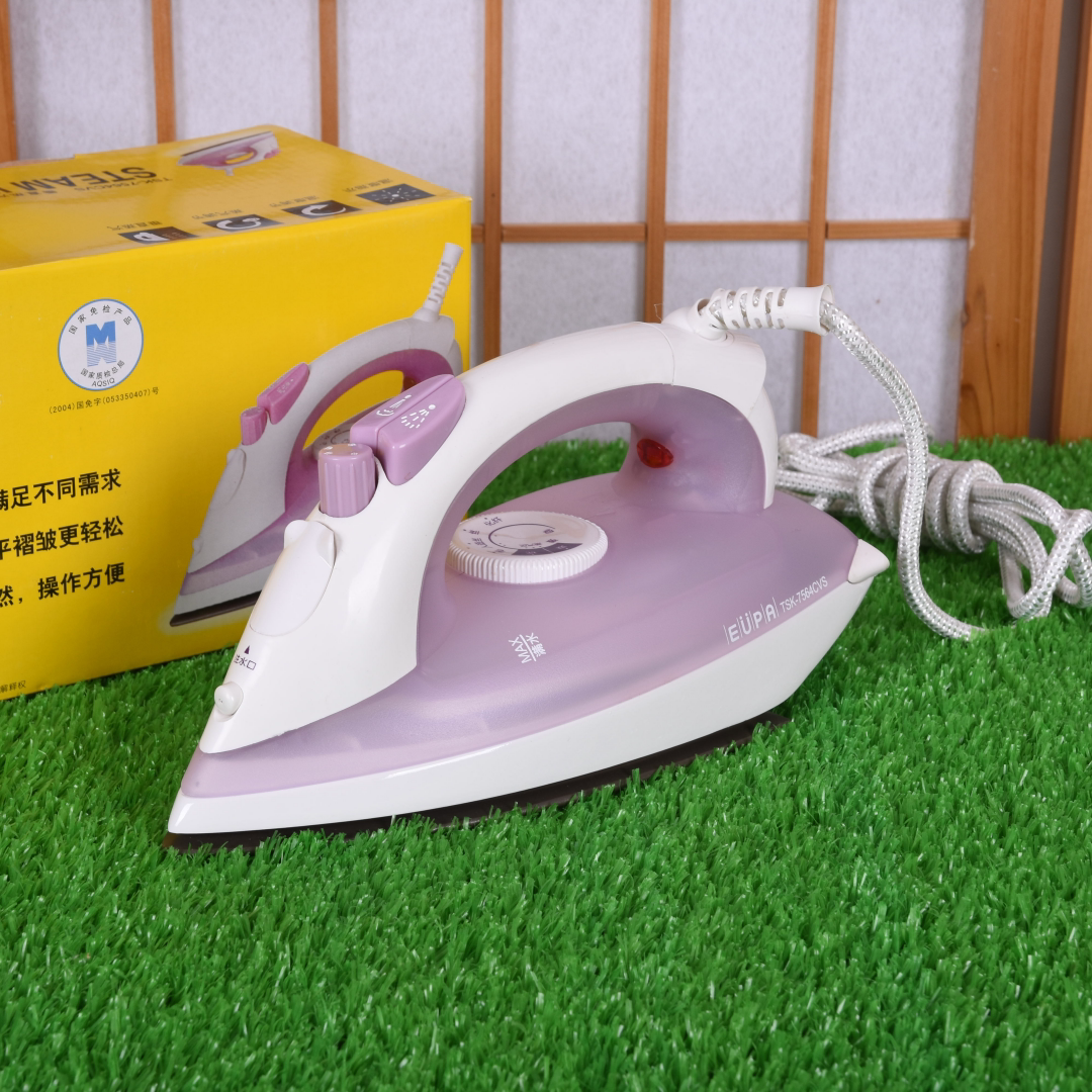 灿坤EUPA电熨斗TSK-7564CVS特富龙不沾涂层底板喷水喷自动雾除垢