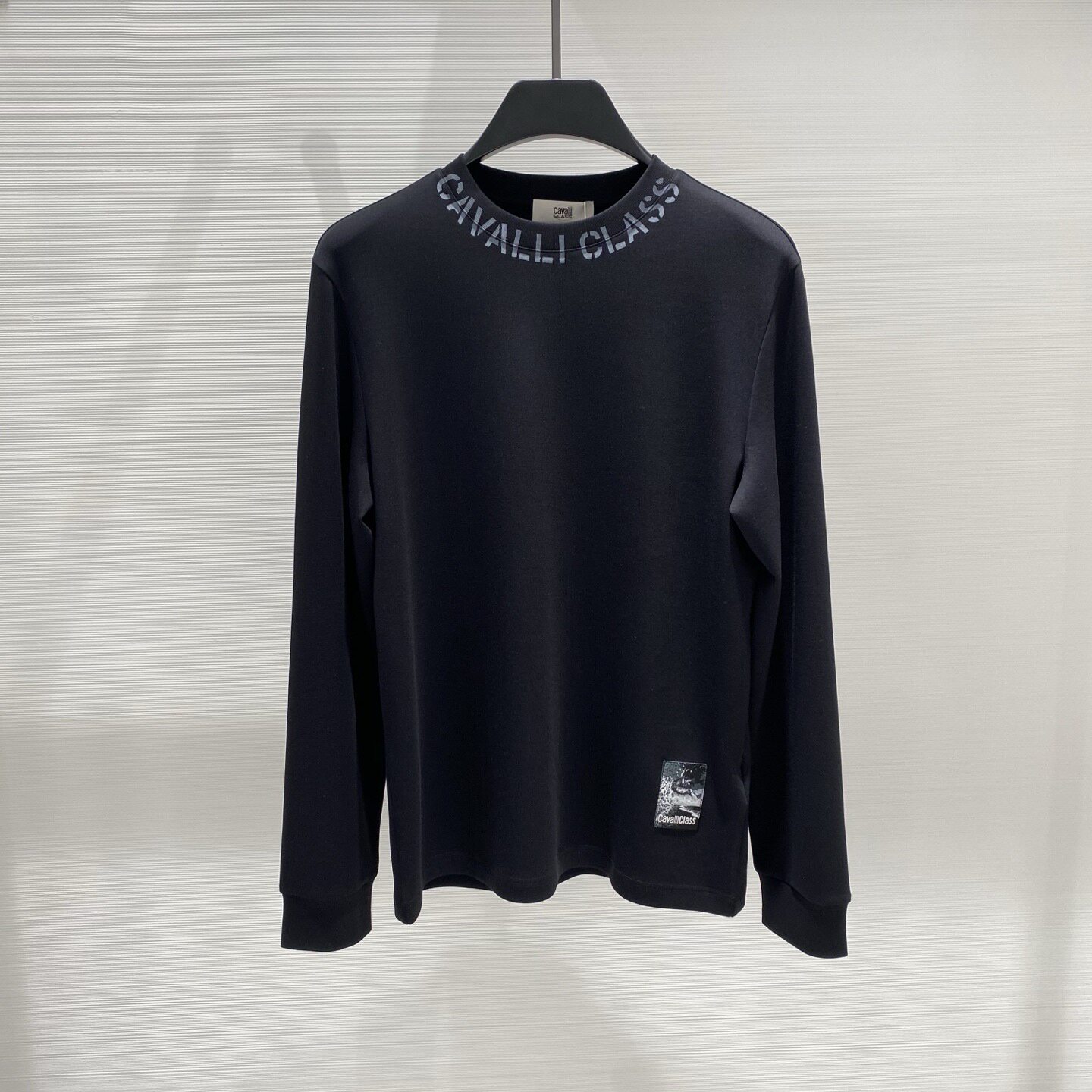 Cavalli Class 男装26秋冬领口logo字母印花男士长袖T恤 2F3101