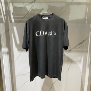 CDHOMME男装 26春夏新款logo字母印花做旧男士圆领短袖T恤 330310