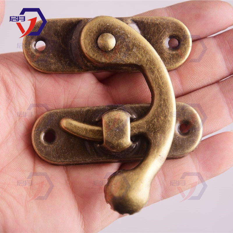 特大空心铁皮锁扣大型锁扣木箱锁扣特大牛角扣牛角锁月牙扣2051,基础建材,安全链/扣,淘宝优惠券,粉丝福利购,淘宝优惠卷