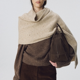 秋冬女士彩色点子纱山羊绒气质款百搭三角巾保暖披肩围脖围巾