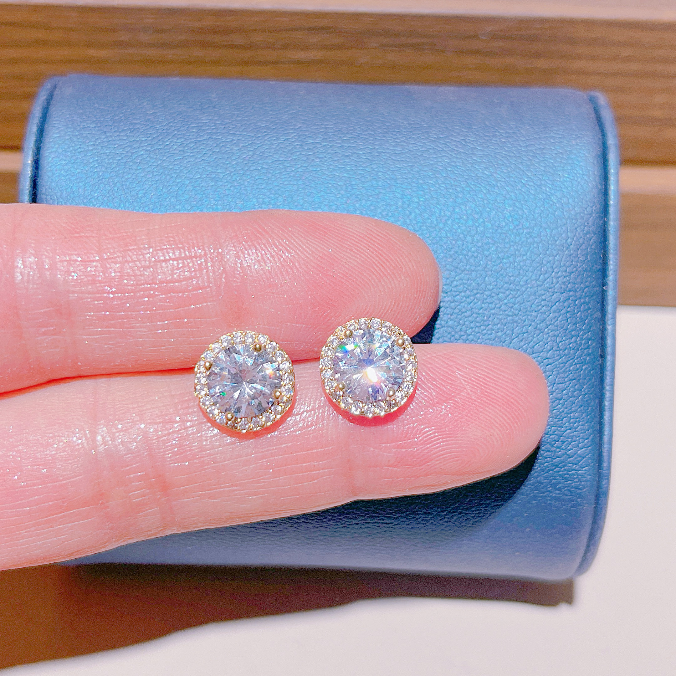 thumbnail for Recommended Quality Goods: 925 Sterling Silver Needle Earrings, Simple Rhinestone, Super Shiny Black Diamond, Unisex Couple Earrings, Korean Style