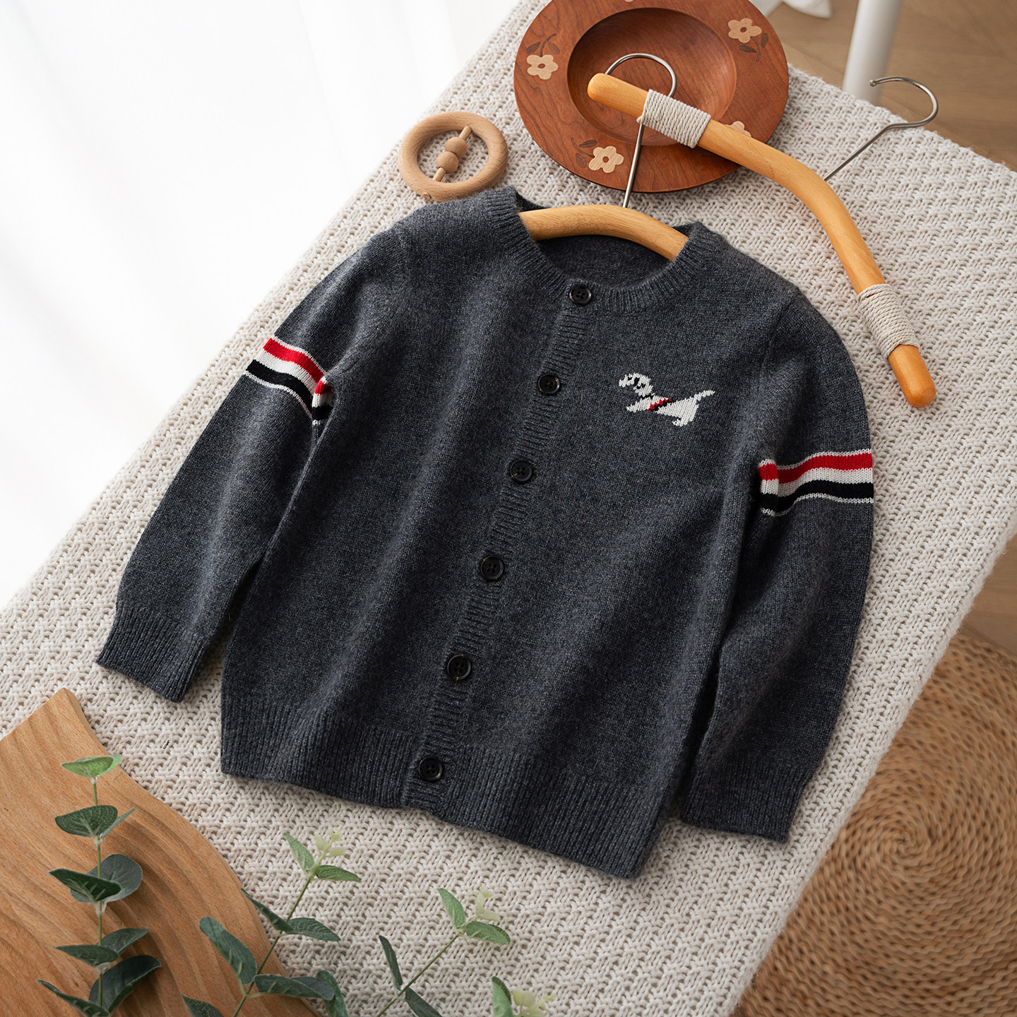 男童100%纯羊绒开衫英伦风学生秋冬针织外套儿童卡通毛衣单排扣潮,童装/婴儿装/亲子装,毛衣/针织衫,淘宝优惠券,粉丝福利购,淘宝优惠卷