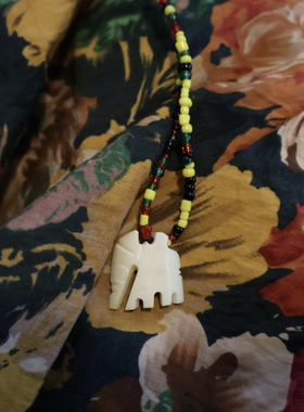 非洲肯尼亚手工雕刻牛骨头纯净温润洁白大象彩色串珠项链