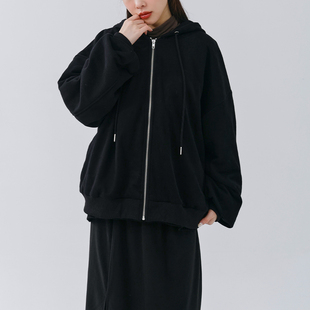 休闲抽绳剪接刷毛连帽外套02071681 女装 QUEENSHOP 2025秋冬新品