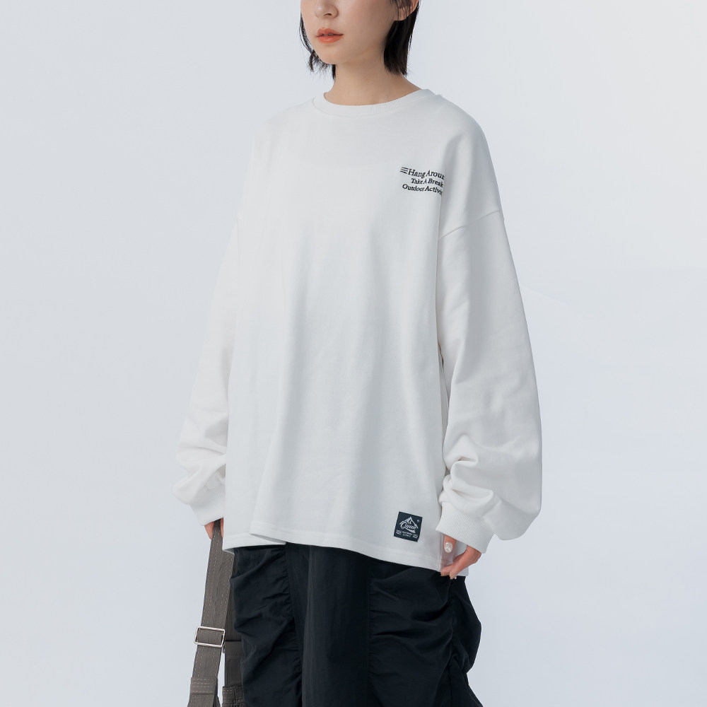 QUEENSHOP 2025秋冬户外男女装背后地图印花造型宽版上衣01099347