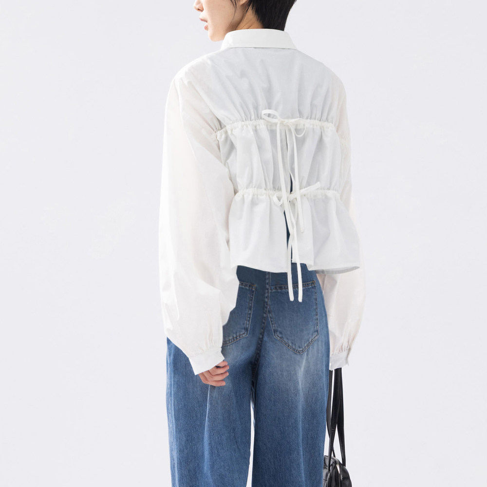 QUEENSHOP 2026春夏新品女装后抽绳绑带设计短版衬衫01025646