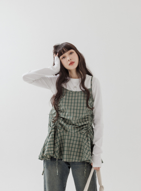 QUEENSHOP 2026春夏新品女装抽皱设计格纹细肩带上衣01099249