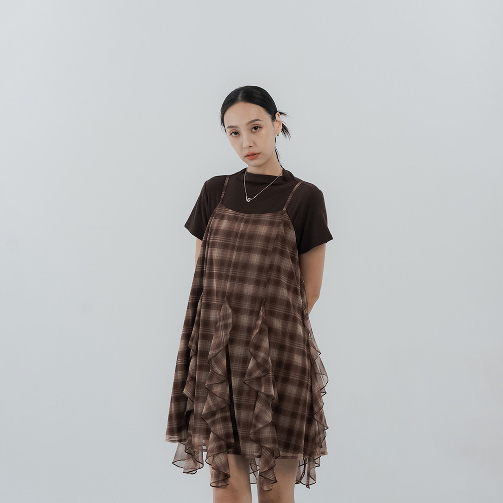 QUEENSHOP 2026秋冬蕾蒂女装复古格纹网纱剪接连衣裙咖啡01087385