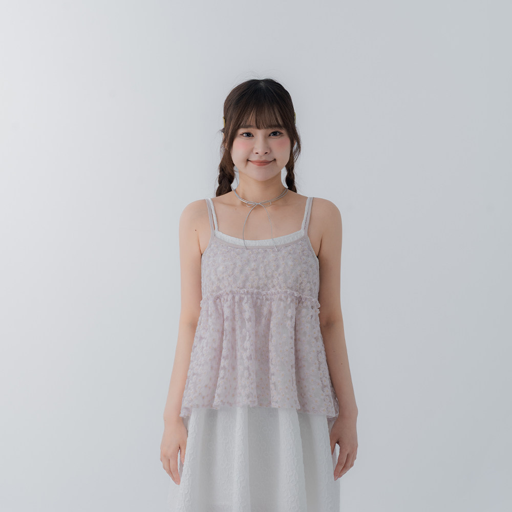 QUEENSHOP 2026春夏新女装刺绣小花网纱细肩罩衫背心粉紫01099615