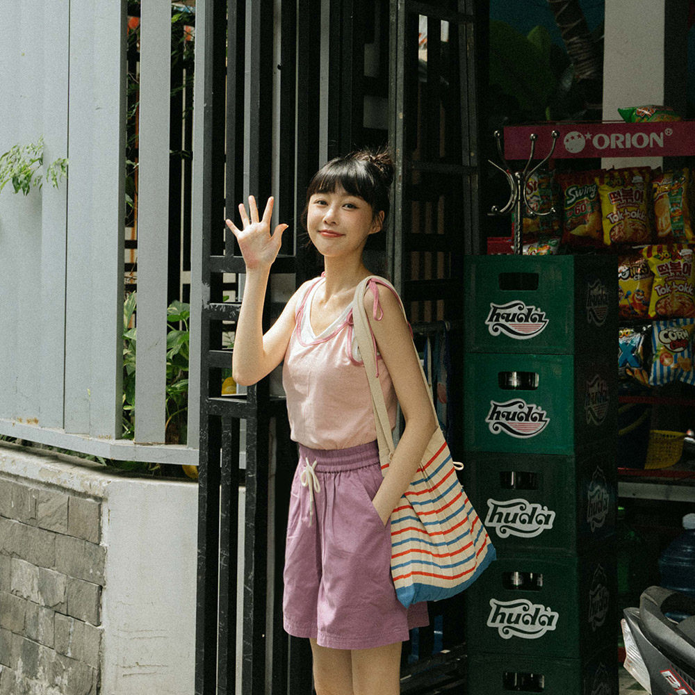 QUEENSHOP2024细肩吊带背心