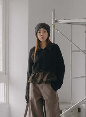 QUEENSHOP 2026秋冬新品女装V领麻花短版针织毛衣-黑01013587