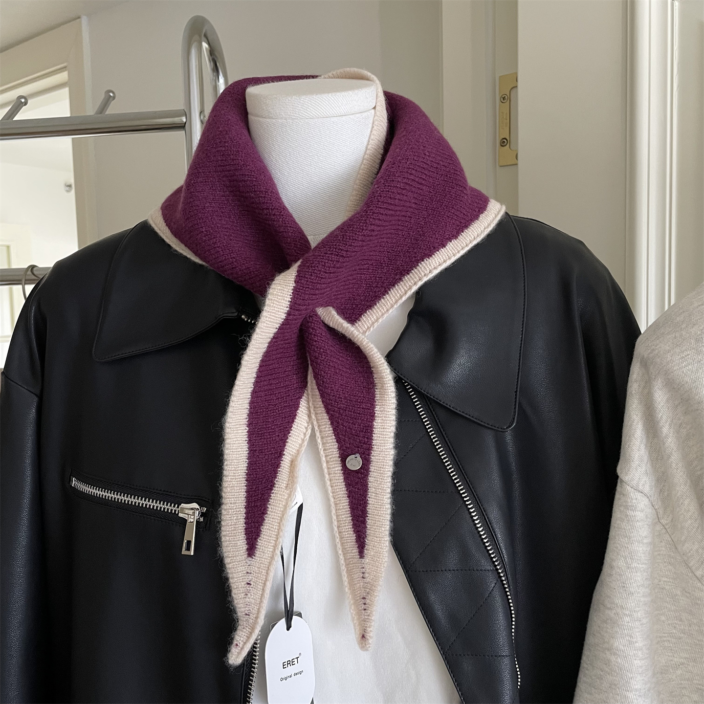 韩国新款金属点缀三角巾围巾围脖