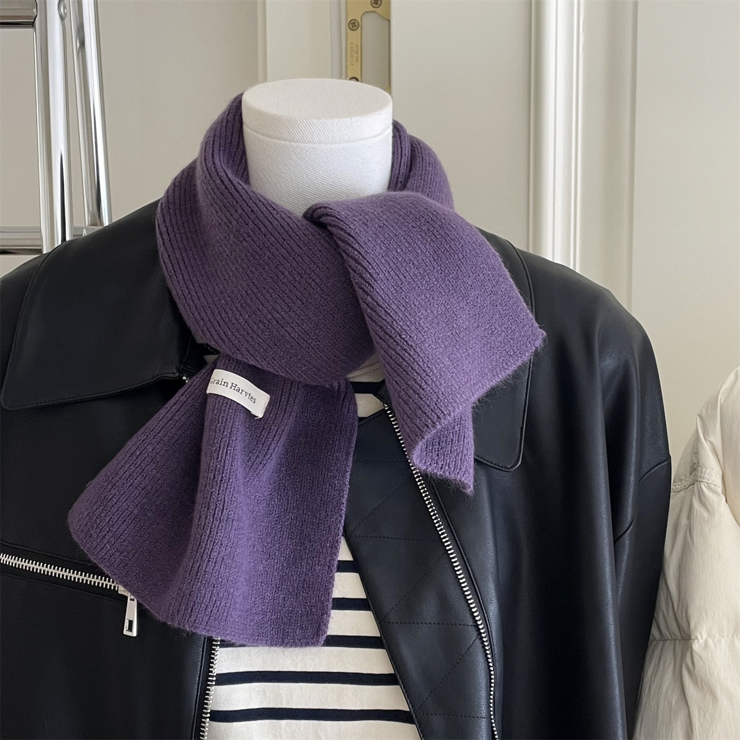 韩里韩气紫色短款小围脖细腻柔软超舒服围巾秋冬季护颈交叉男女款,服饰配件/皮带/帽子/围巾,围巾/丝巾/披肩,淘宝优惠券,粉丝福利购,淘宝优惠卷