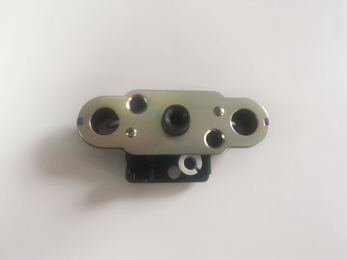适用摩托车EN125-2A EN125-2F EN125-3E座垫锁扣 坐垫锁勾 鞍座钩