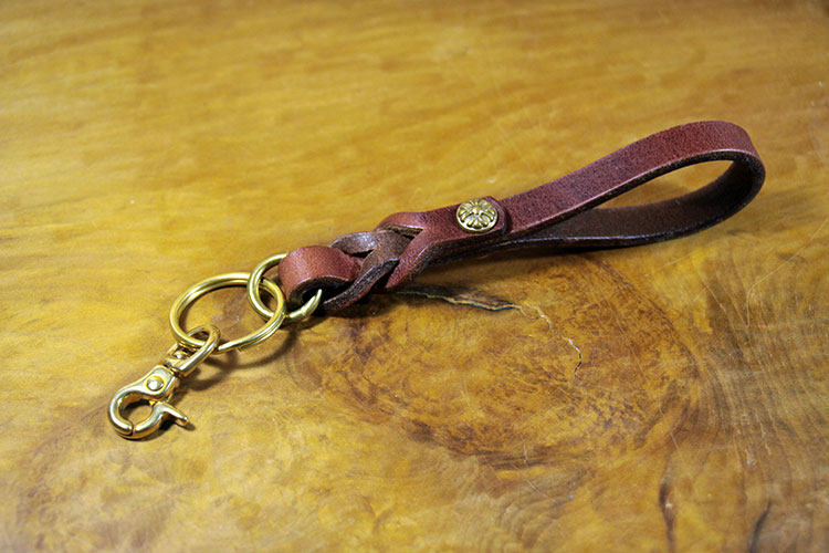 新品手工牛皮钥匙链子机车扣纯铜包包挂件绳棕色腰扣复古皮革养牛