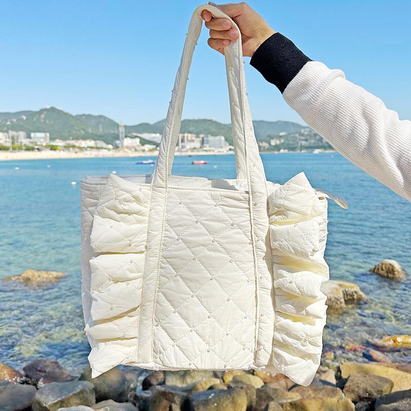 原创孤品小熊刺绣菱格托特包