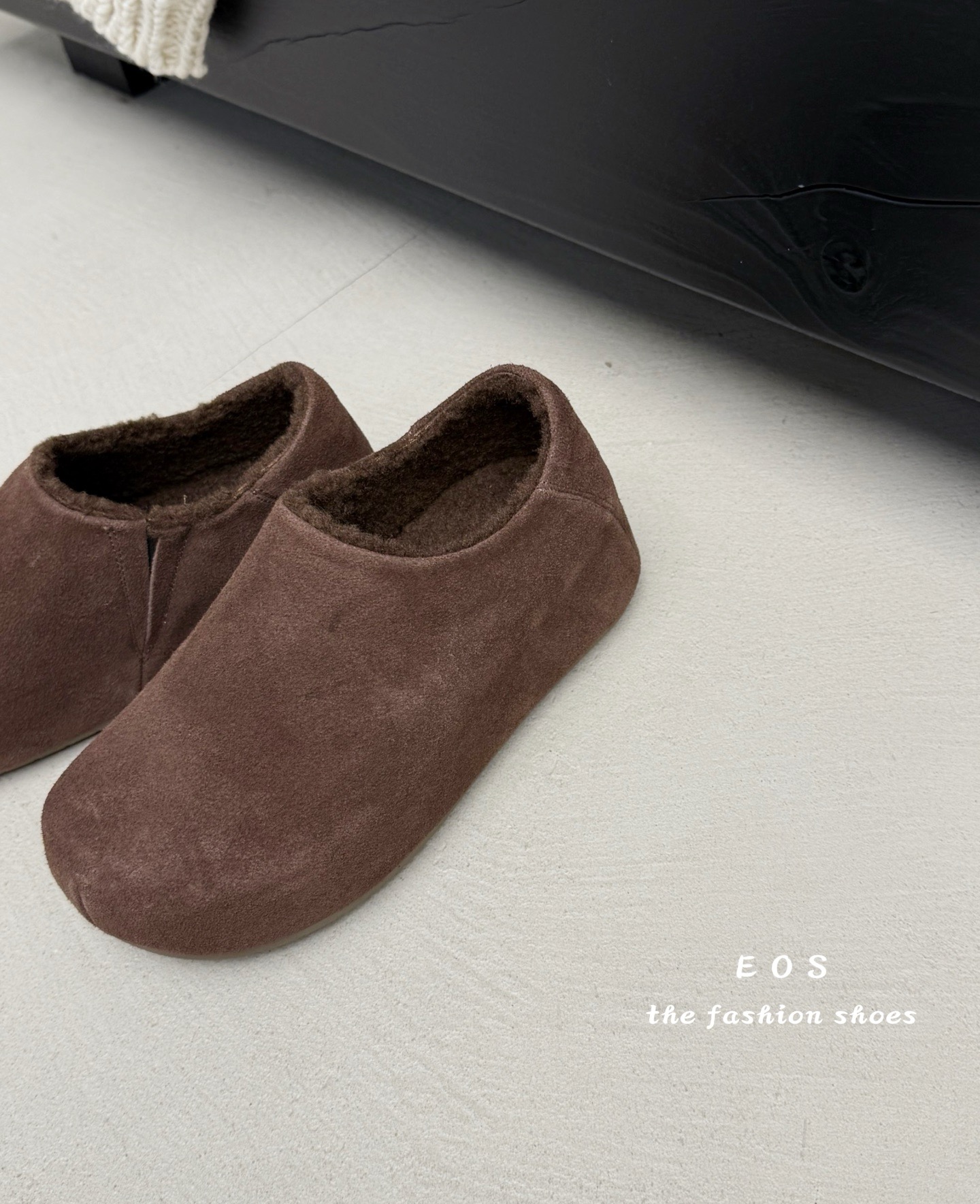 实体店同售2025新款韩版复古时尚女靴圆头平底磨砂皮勃肯鞋