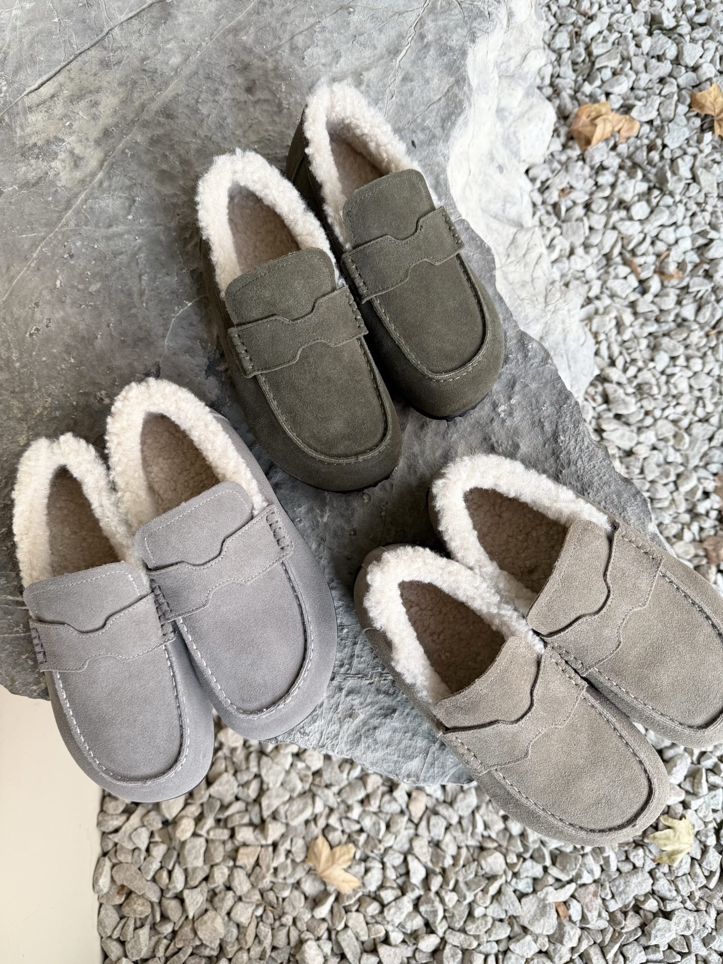 实体店同售～2025新款韩版复古时尚女鞋圆头厚底磨砂皮乐福鞋