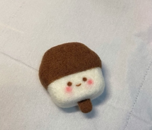 小雪人雪糕羊毛毡成品挂件挂绳包挂钥匙扣 胸针挂饰可爱风饰品