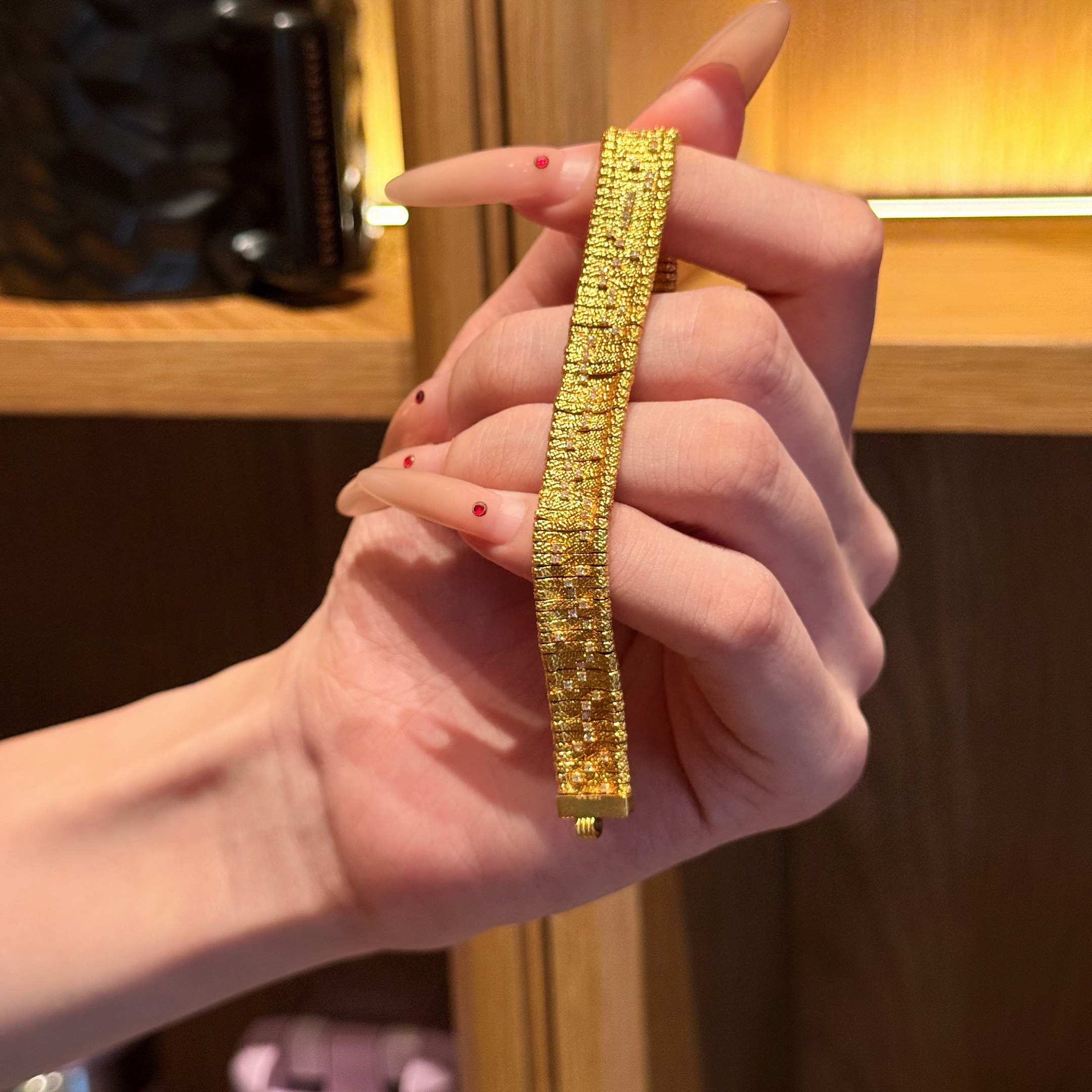 黄金锁削卡扣锤纹镶钻单戴或穿戴表带手链足金999腕带表链百搭