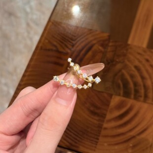 璀璨之星满风星连星黄金耳饰女士足金999耳排日常时尚支持复检