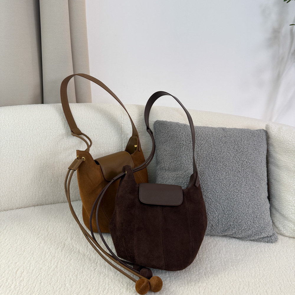 2025新款头层磨砂牛皮女包南瓜包百搭斜挎通勤手提包腋下单肩包包