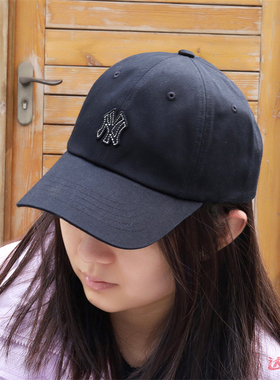 24新款MLB情侣棒球帽男女NY刺绣小标软顶休闲帽鸭舌帽3ACPB074N