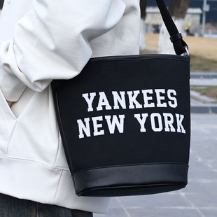 24新款 MLB情侣水桶包男女NY复古学院风单肩斜挎包拎包3ABMS024N