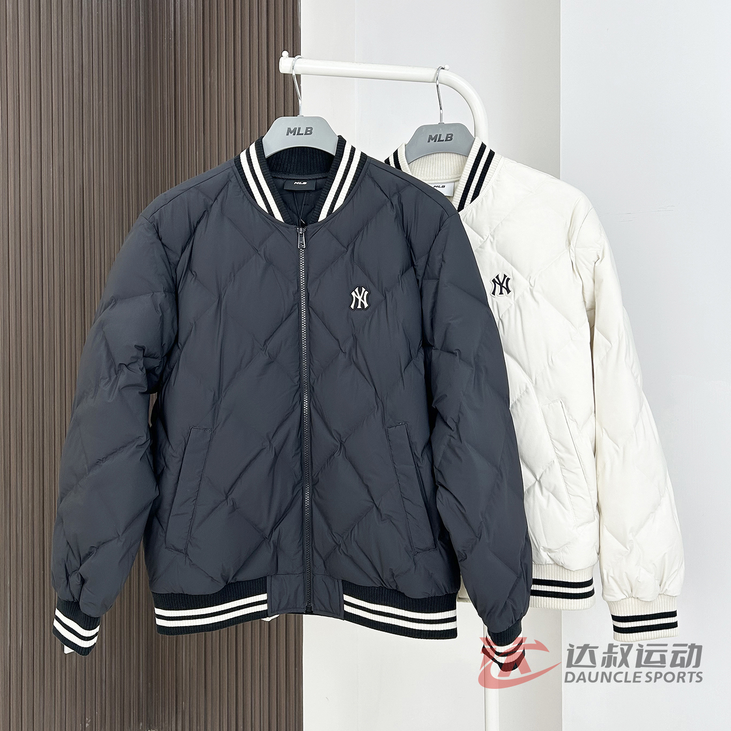 MLB情侣NY鹅绒菱格棒球服羽绒服