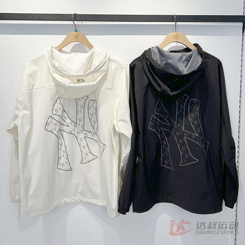 MLB情侣NY老花大标冲锋衣外套