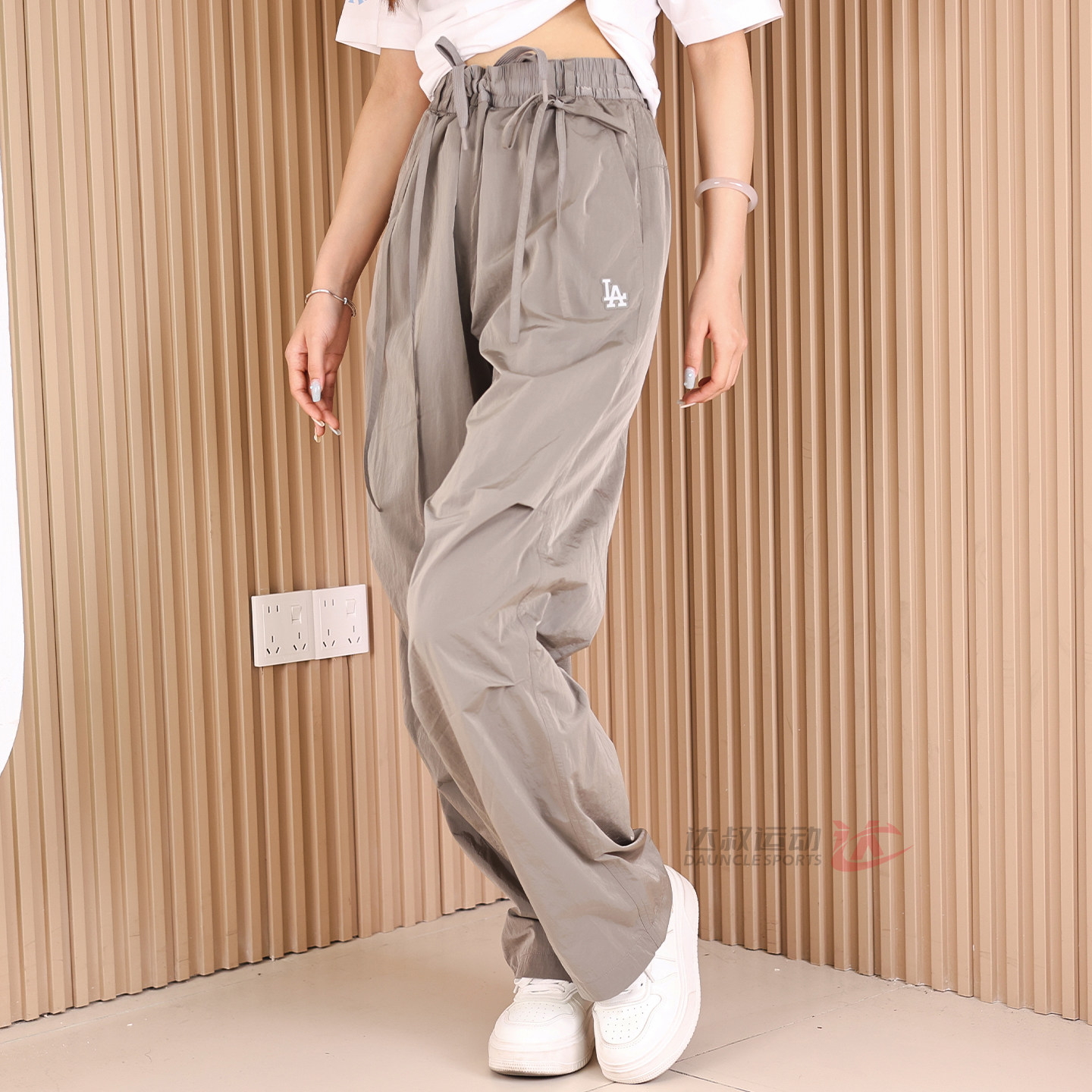 26新款MLB运动裤女子NY工装凉感宽松舒适阔腿裤休闲长裤3FWPB1263