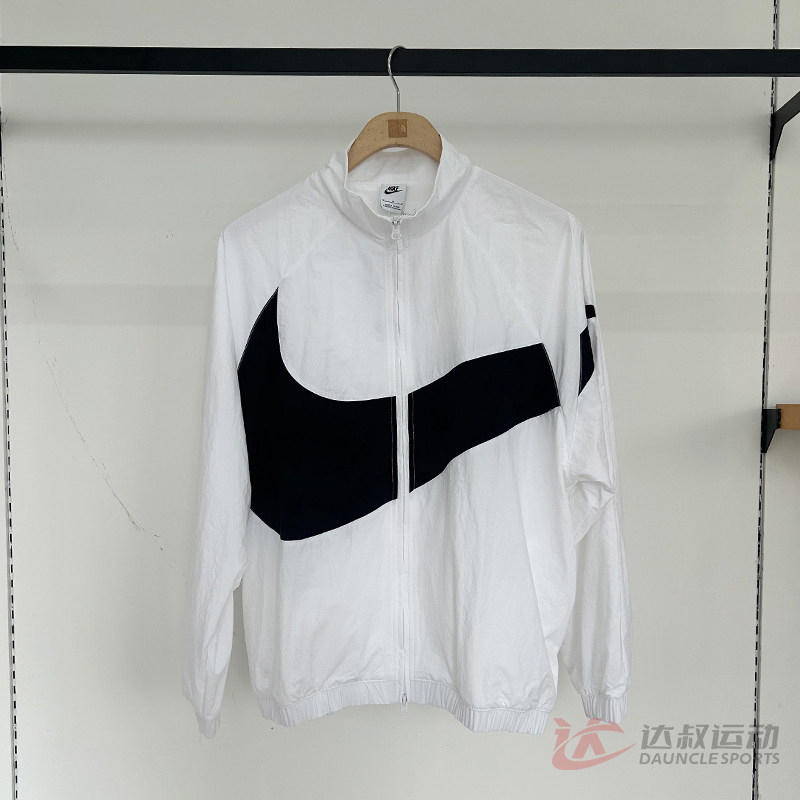 25新款Nike耐克外套女子大钩印花防风速干梭织休闲运动夹克HV4108