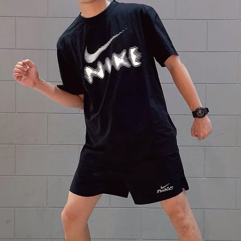 Nike耐克男子防晒速干短袖