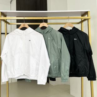 25新款UA安德玛女子外套SportStyle Windbreaker运动夹克1382698