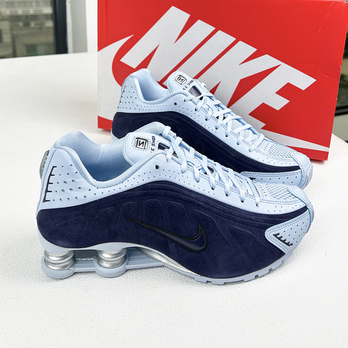 Nike耐克女子SHOXR4气跑步鞋