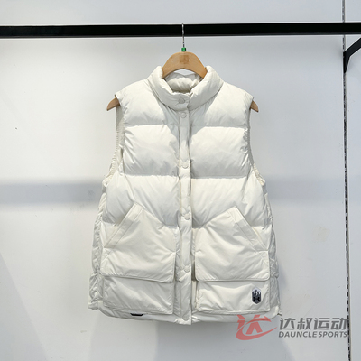 UA安德玛女子立领羽绒马甲