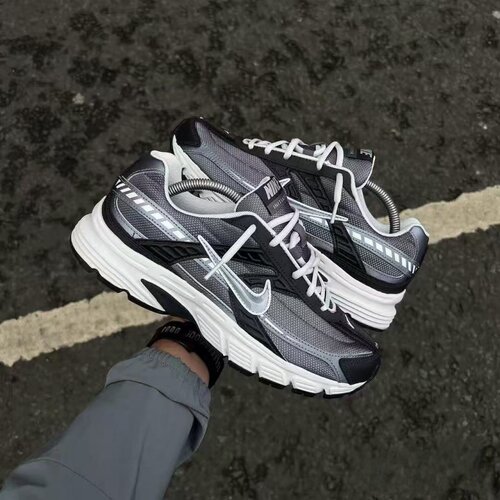 Nike耐克男子复古运动休闲老爹鞋