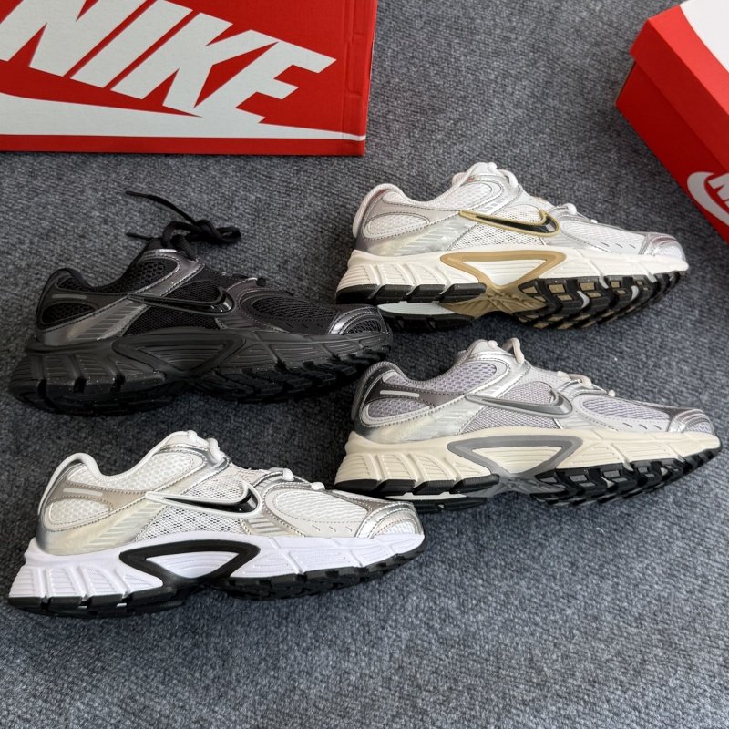 Nike耐克跑步鞋男子复古老爹鞋