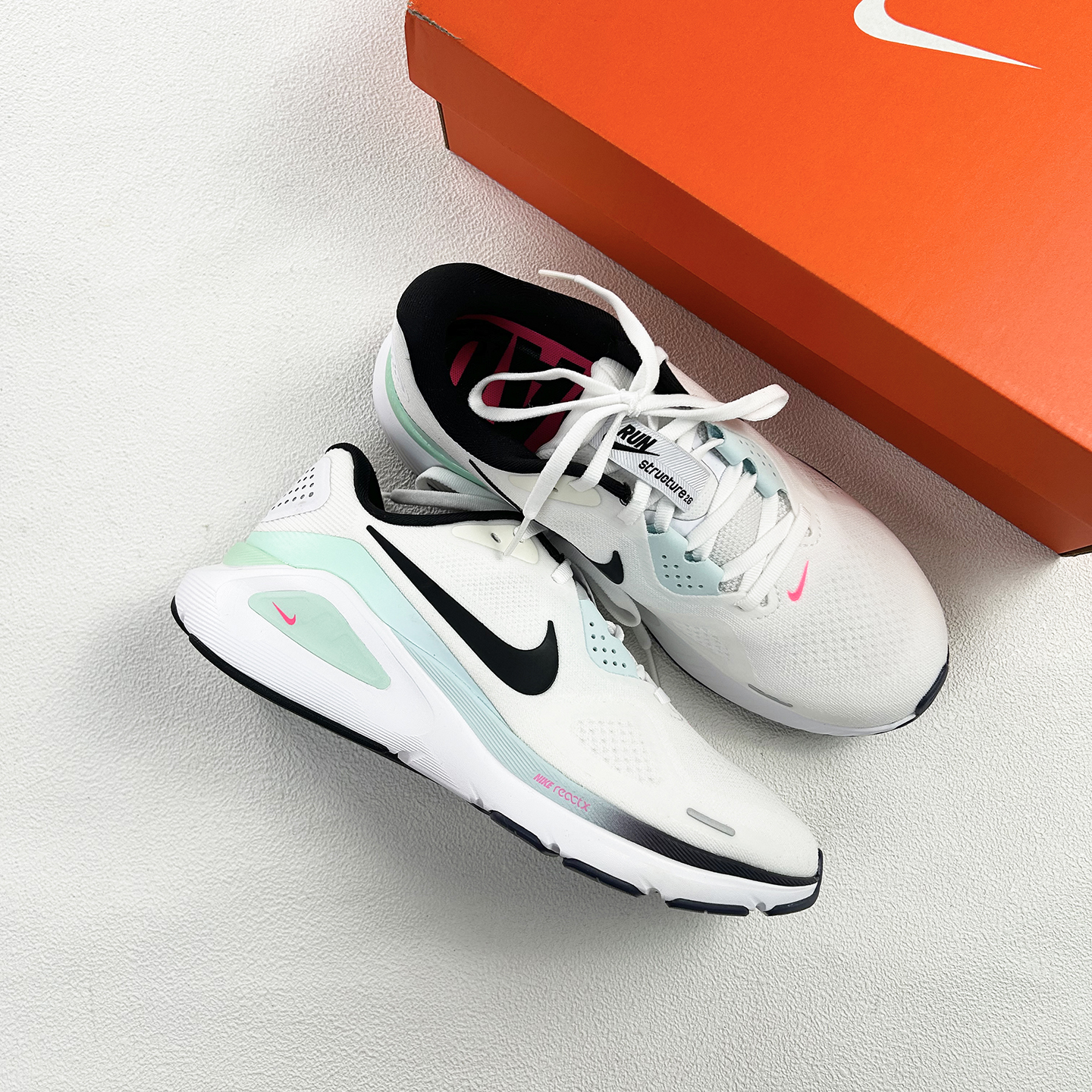 Nike耐克男子稳程专业轻便跑步鞋