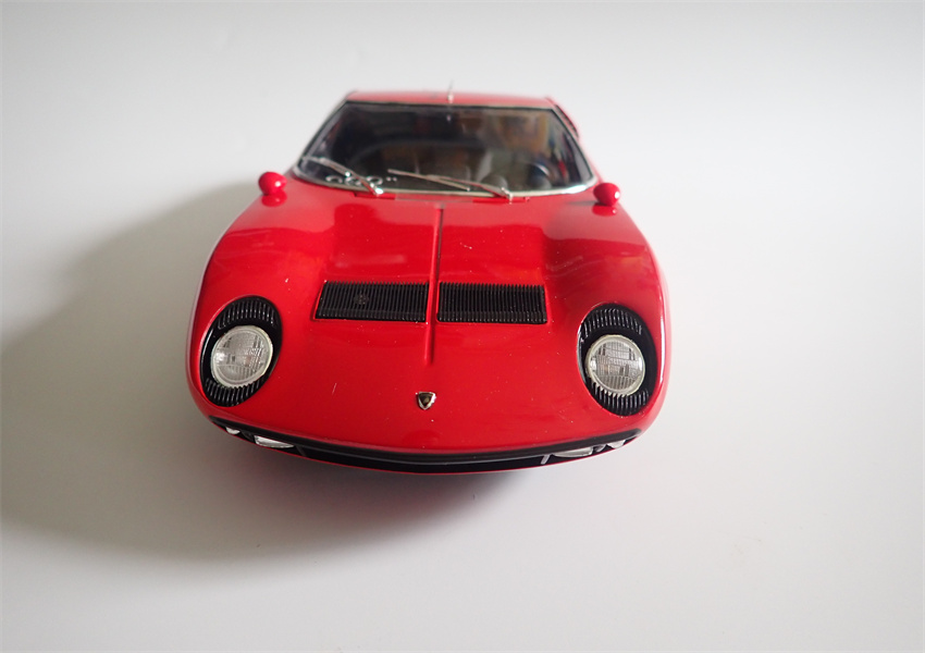 京商合金1：18兰博基尼谬拉