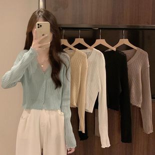 春装2025年新款甜辣V领毛衣长袖针织衫女流行小个子开衫外套上衣