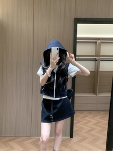 欧洲站小众设计2026春夏新款 T恤 连帽马甲 短裙 时髦休闲甜辣短袖