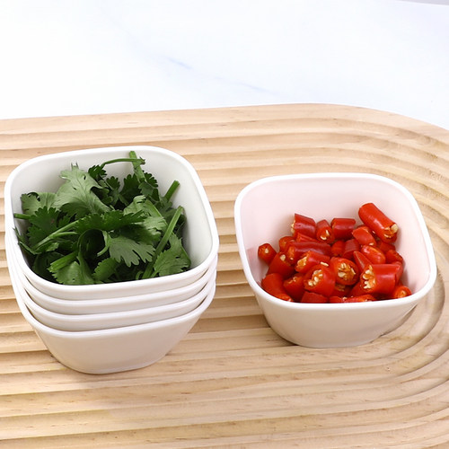 日本进口塑料调料碗葱姜蒜备菜盘食品级火锅蘸料碟三个装小碗